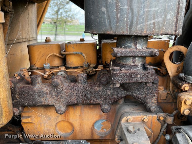 image for item DQ2003 Case  industrial tractor