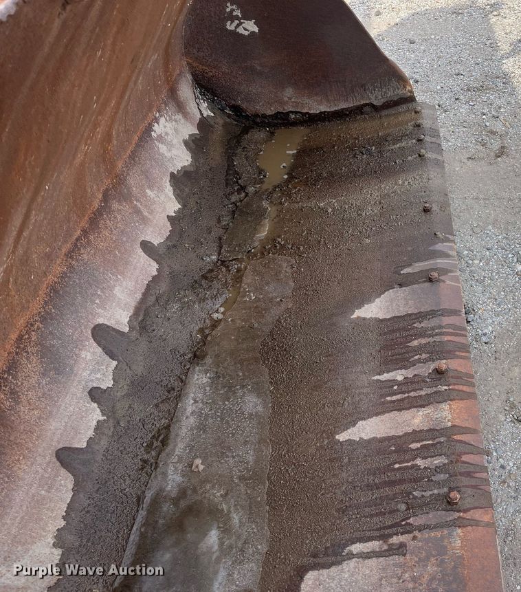 image for item DQ3991 1986 Clark 35GMC  wheel loader