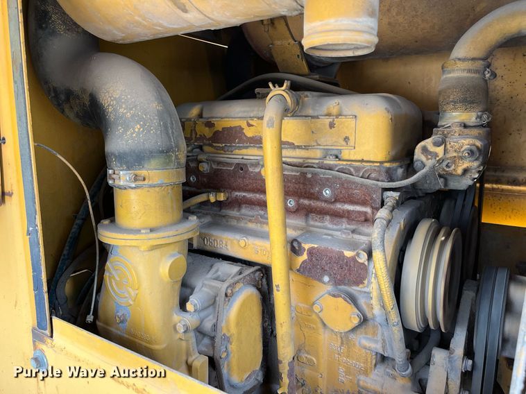 image for item DQ3991 1986 Clark 35GMC  wheel loader