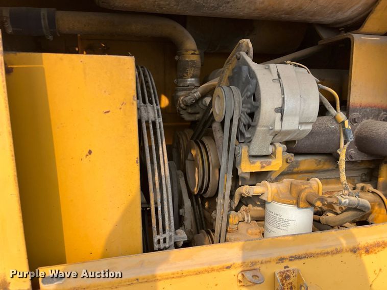 image for item DQ3991 1986 Clark 35GMC  wheel loader