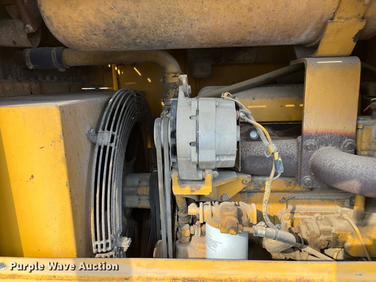 image for item DQ3991 1986 Clark 35GMC  wheel loader