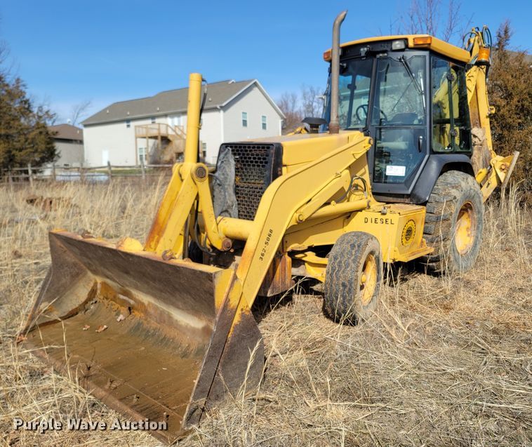 image for item DR3373 1998 John Deere 310E  backhoe