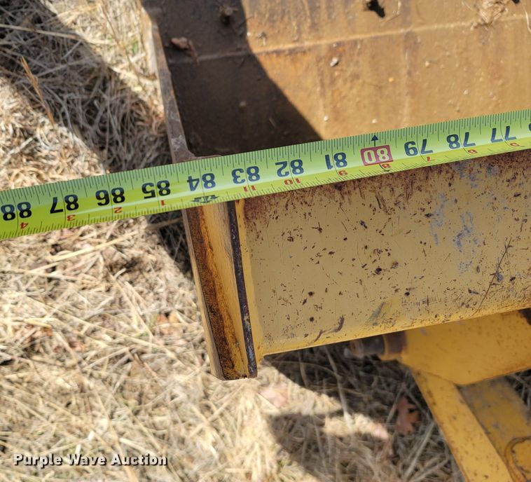 image for item DR3373 1998 John Deere 310E  backhoe