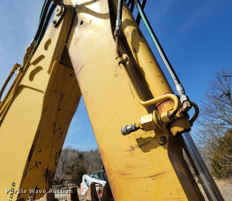 image for item DR3373 1998 John Deere 310E  backhoe