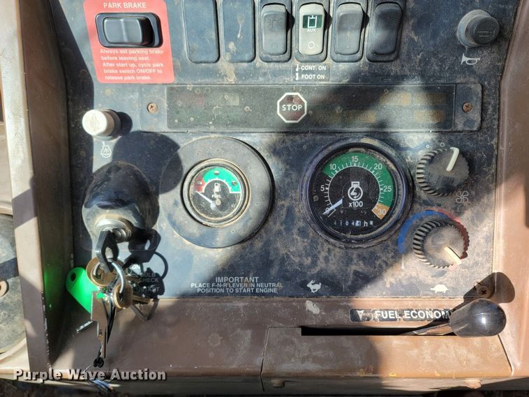 image for item DR3373 1998 John Deere 310E  backhoe