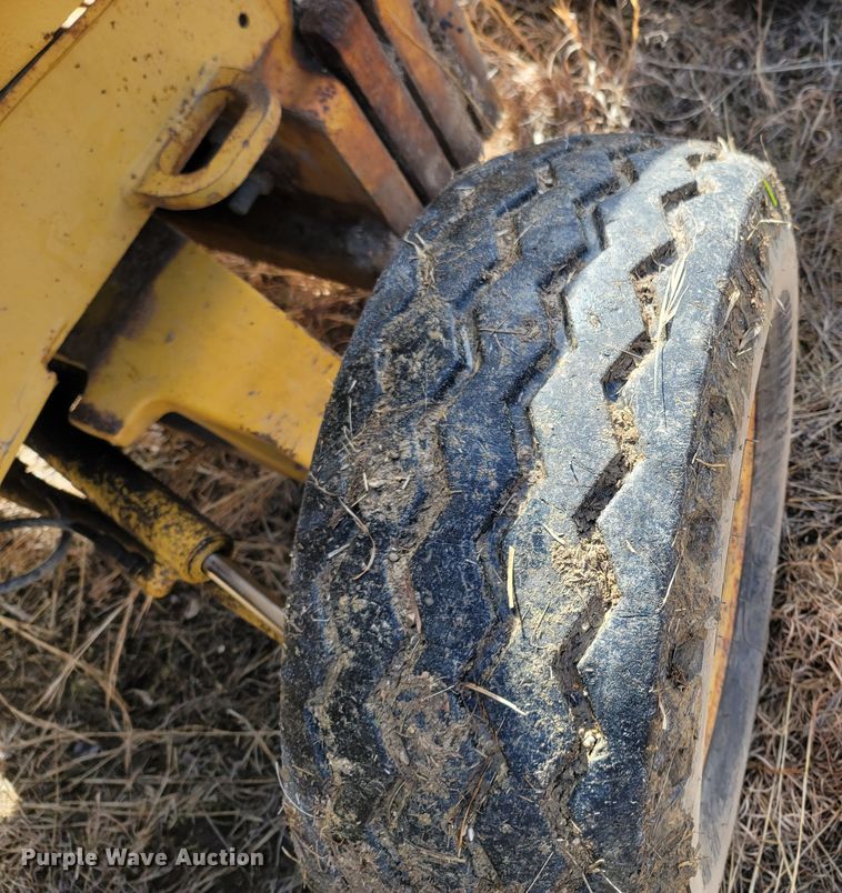 image for item DR3373 1998 John Deere 310E  backhoe