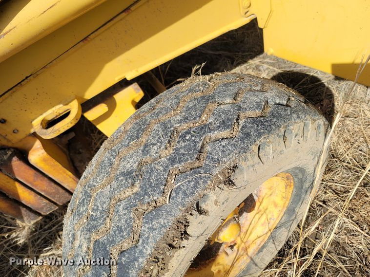 image for item DR3373 1998 John Deere 310E  backhoe