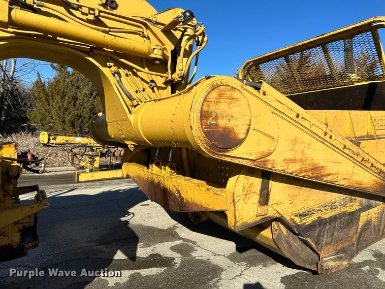 image for item DR6004 1990 Caterpillar 627E  conventional scraper
