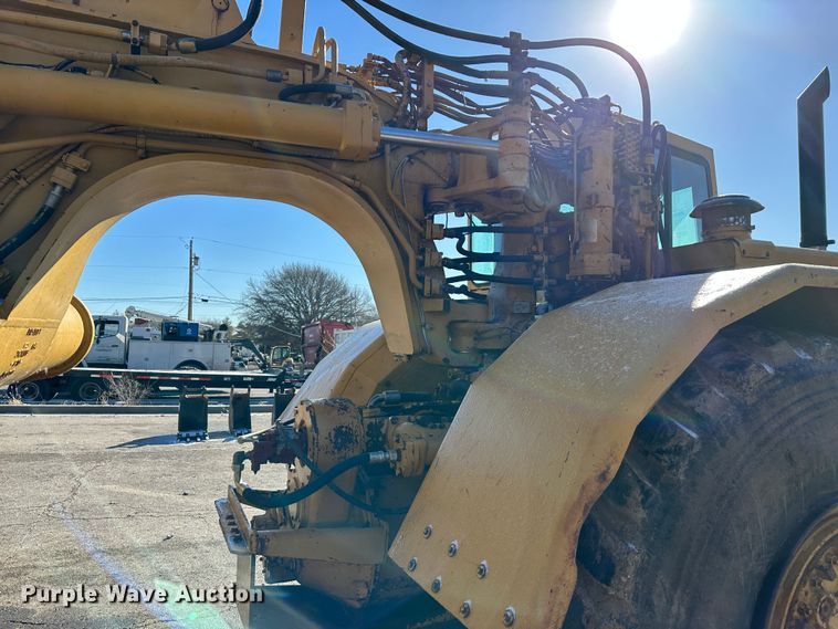 image for item DR6004 1990 Caterpillar 627E  conventional scraper