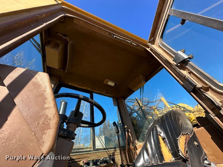 image for item DR6004 1990 Caterpillar 627E  conventional scraper