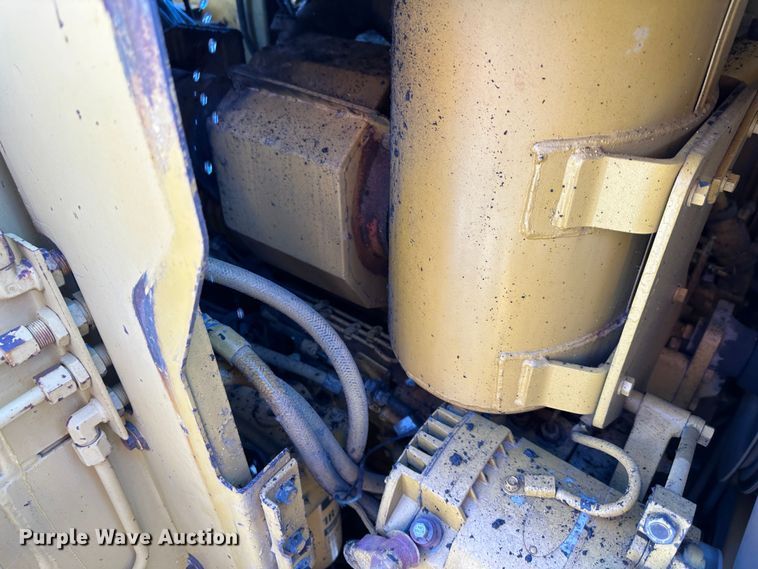 image for item DR6004 1990 Caterpillar 627E  conventional scraper