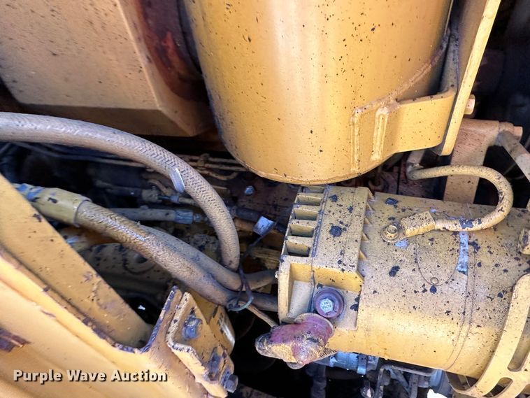 image for item DR6004 1990 Caterpillar 627E  conventional scraper