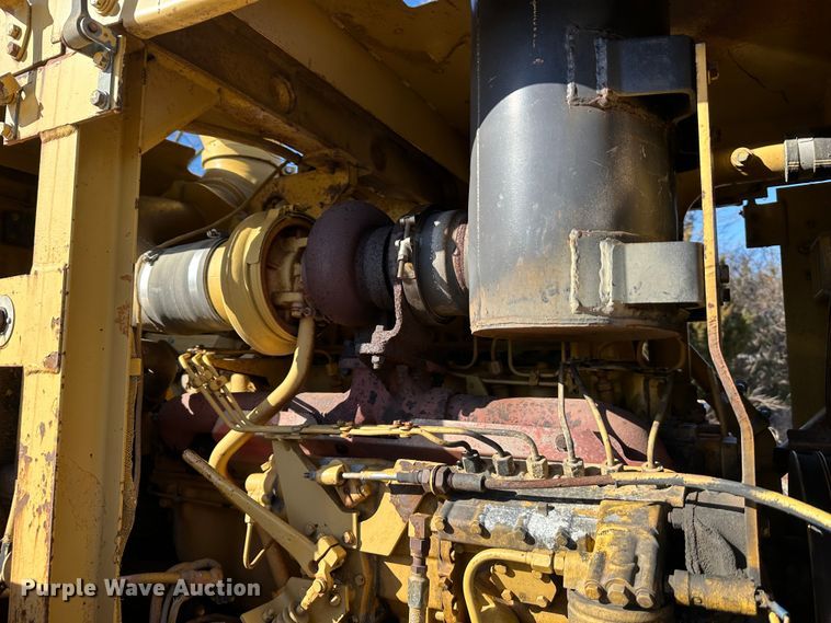 image for item DR6004 1990 Caterpillar 627E  conventional scraper