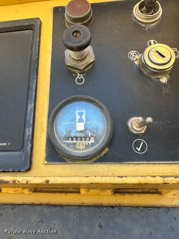 image for item DR6004 1990 Caterpillar 627E  conventional scraper