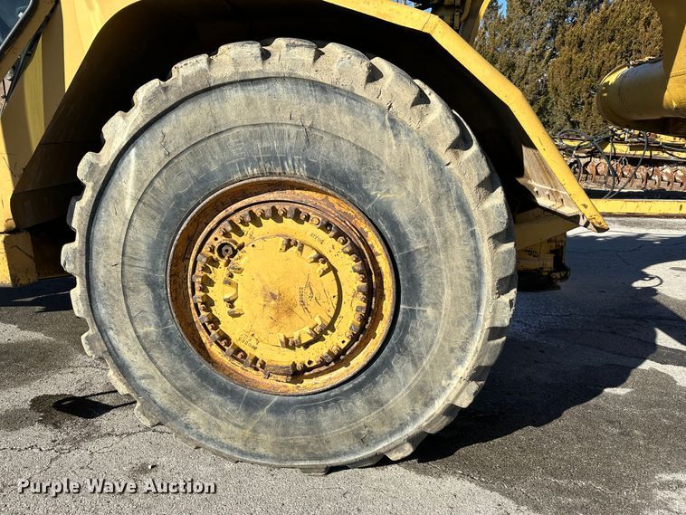 image for item DR6004 1990 Caterpillar 627E  conventional scraper