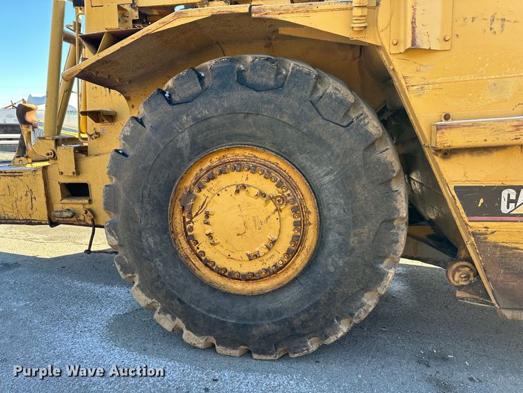 image for item DR6004 1990 Caterpillar 627E  conventional scraper