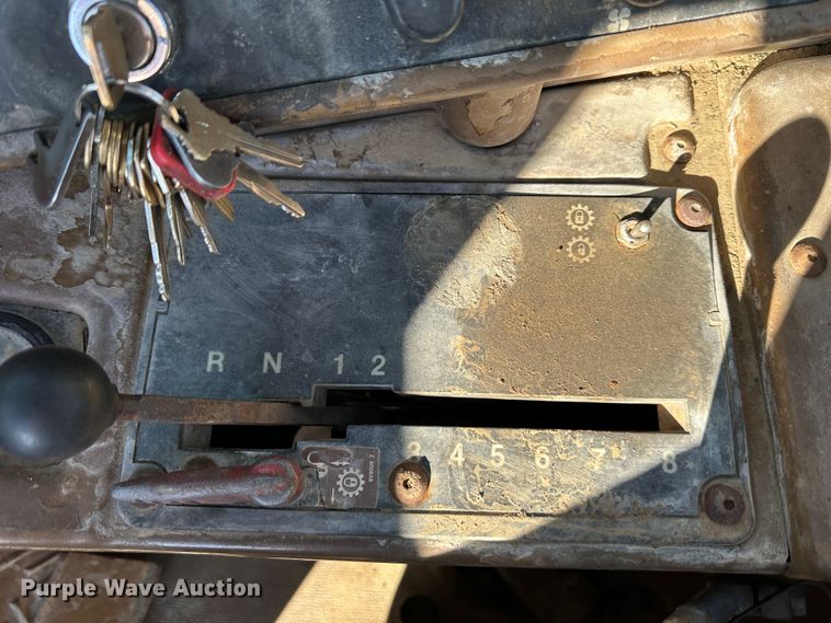 image for item DR6005 1990 Caterpillar 627E  conventional scraper