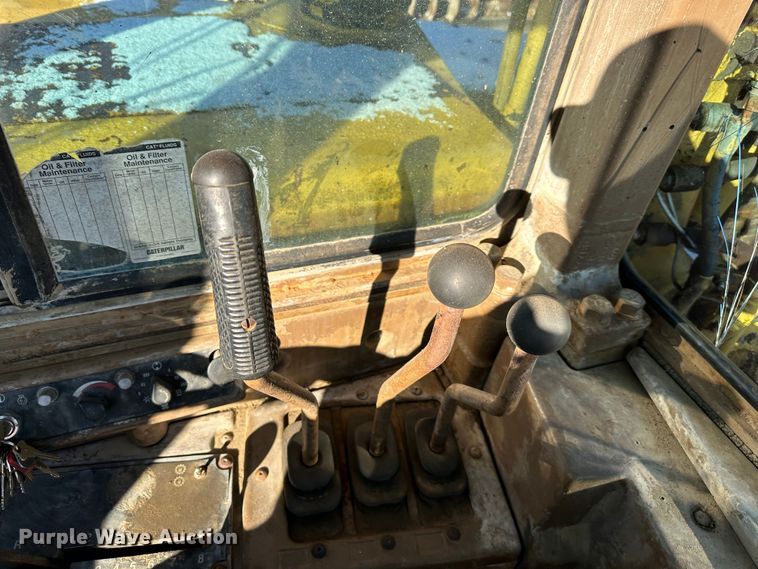 image for item DR6005 1990 Caterpillar 627E  conventional scraper