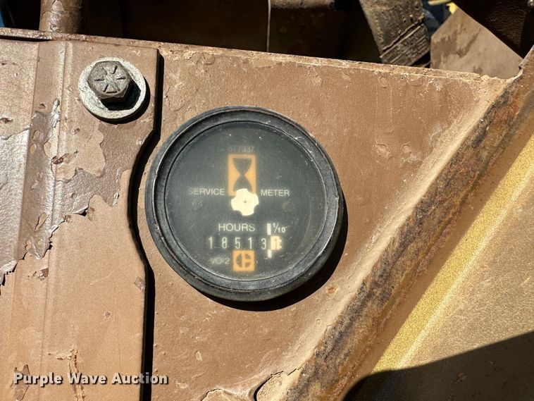 image for item DR6005 1990 Caterpillar 627E  conventional scraper