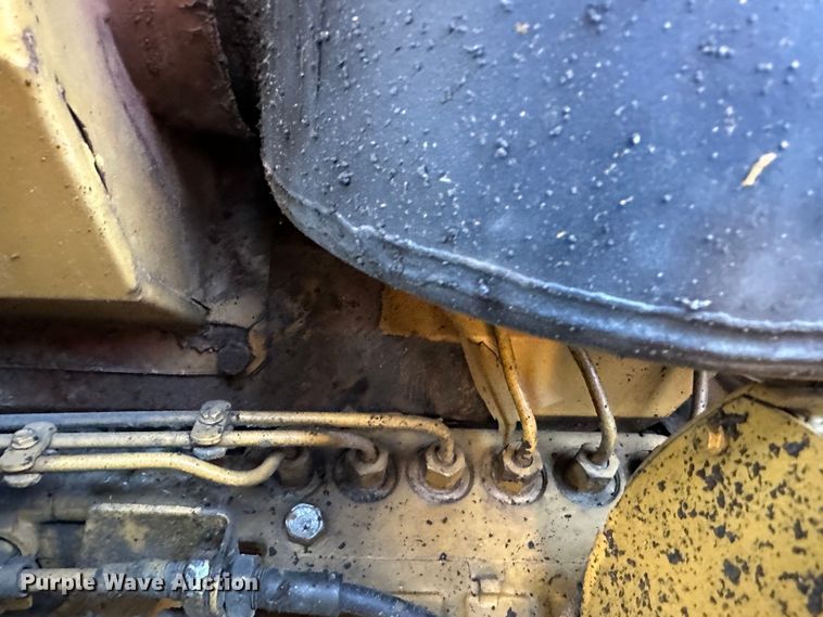 image for item DR6005 1990 Caterpillar 627E  conventional scraper