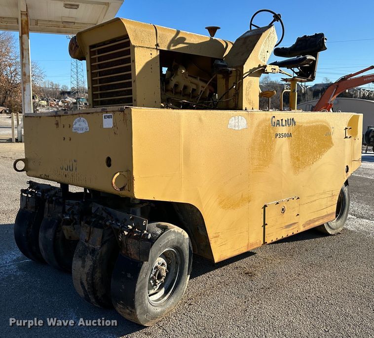 image for item DR6006 1974 Galion P3500A  pneumatic roller