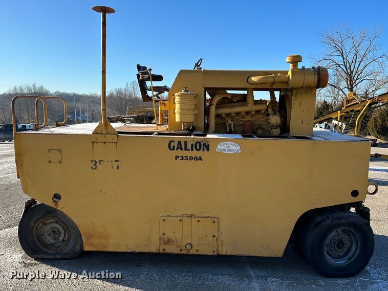 image for item DR6006 1974 Galion P3500A  pneumatic roller