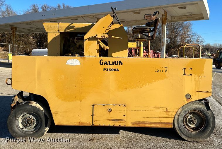 image for item DR6006 1974 Galion P3500A  pneumatic roller