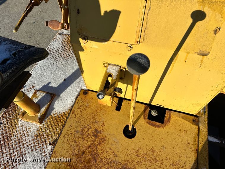 image for item DR6006 1974 Galion P3500A  pneumatic roller