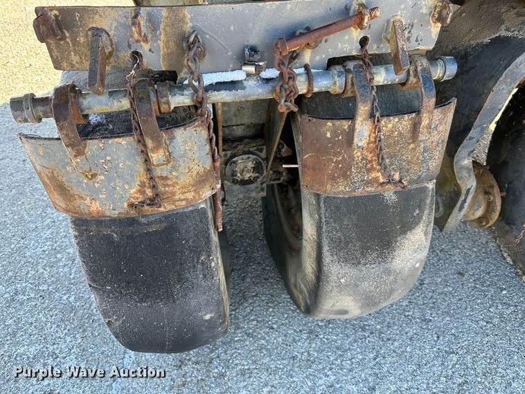 image for item DR6006 1974 Galion P3500A  pneumatic roller