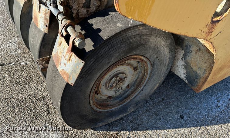 image for item DR6006 1974 Galion P3500A  pneumatic roller