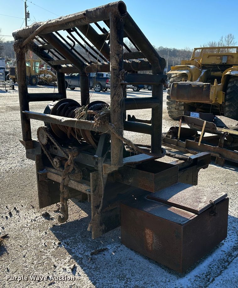 image for item DR6008 Braden Winch Co  winch