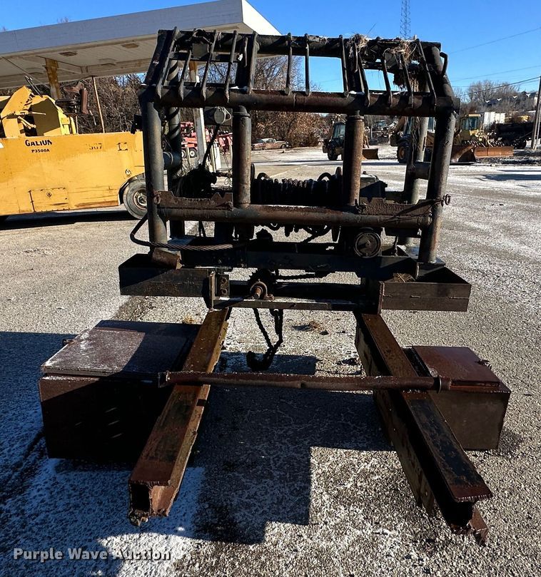 image for item DR6008 Braden Winch Co  winch