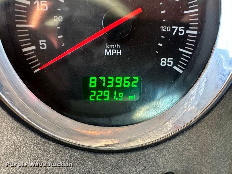 image for item DR6016 2009 Kenworth T800  semi truck