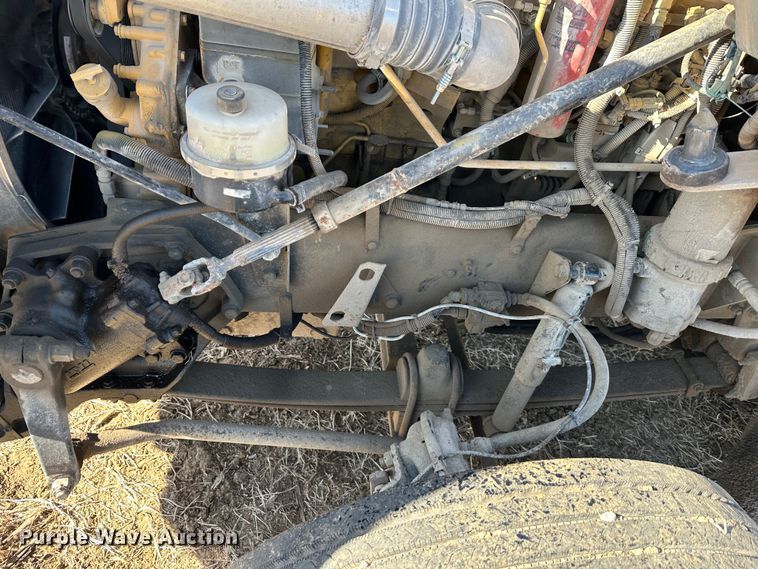 image for item DR6016 2009 Kenworth T800  semi truck