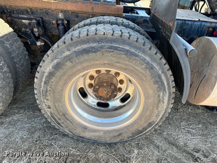 image for item DR6016 2009 Kenworth T800  semi truck