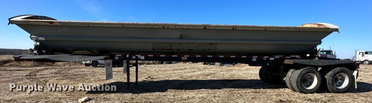 image for item DR6017 2010 Smithco S2-40-34  side dump trailer
