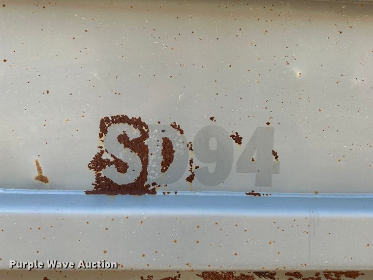 image for item DR6017 2010 Smithco S2-40-34  side dump trailer