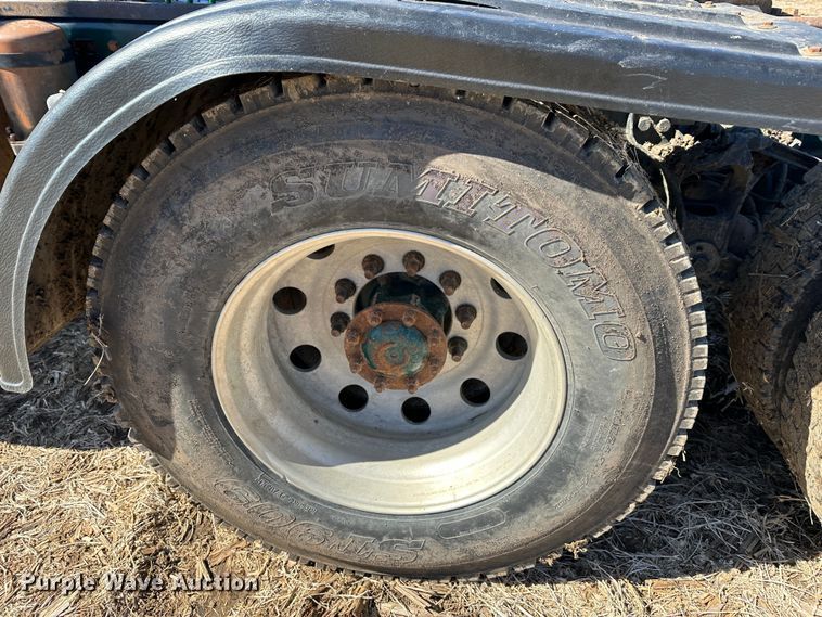 image for item DR6018 2007 Western Star 4900FA  semi truck