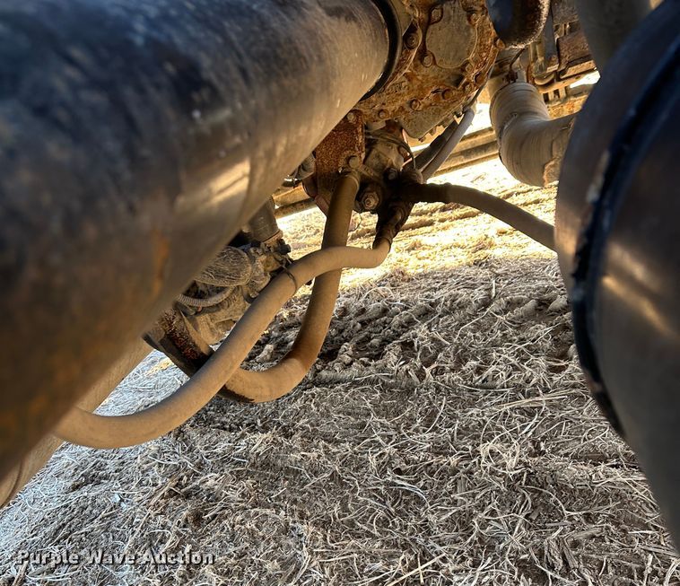 image for item DR6020 2012 Peterbilt 384  semi truck