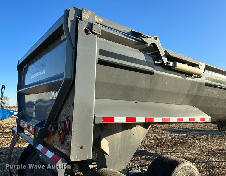 image for item DR6021 2017 Load King RH3532  end dump trailer