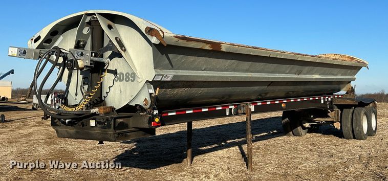 image for item DR6023 2010 Smithco S2-40-34  side dump trailer