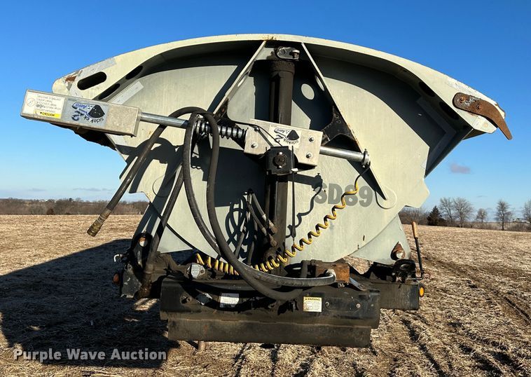 image for item DR6023 2010 Smithco S2-40-34  side dump trailer