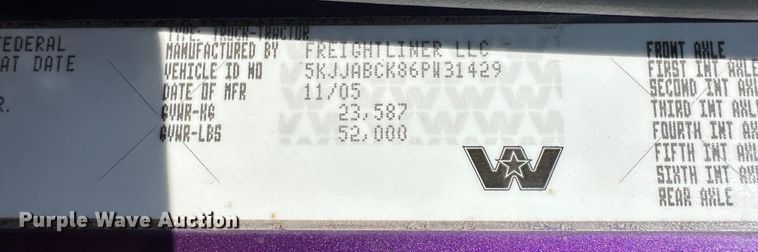 image for item DR6024 2006 Western Star 4900EX  semi truck