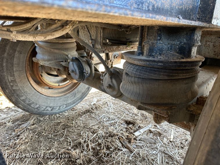 image for item DR6025 2000 Travis  end dump trailer