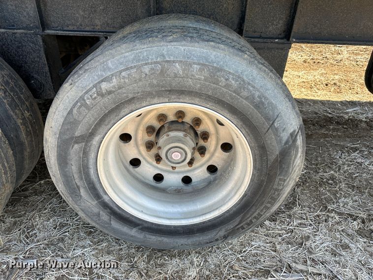 image for item DR6025 2000 Travis  end dump trailer