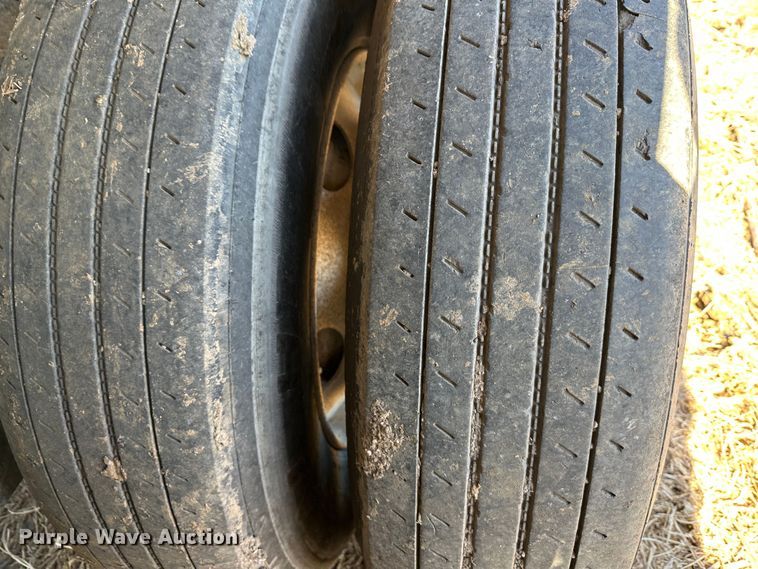 image for item DR6025 2000 Travis  end dump trailer