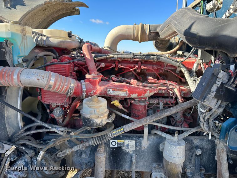 image for item DR6026 2012 Peterbilt 367  dump truck