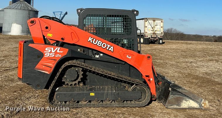 image for item DR6027 Kubota SVL95-2S  tracked skid steer loader