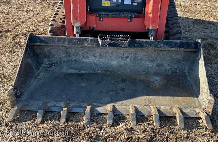 image for item DR6027 Kubota SVL95-2S  tracked skid steer loader