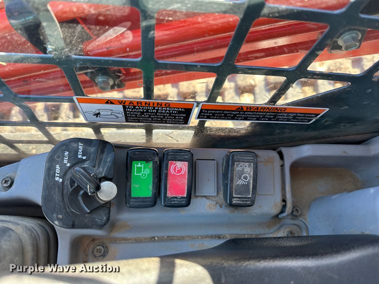 image for item DR6027 Kubota SVL95-2S  tracked skid steer loader